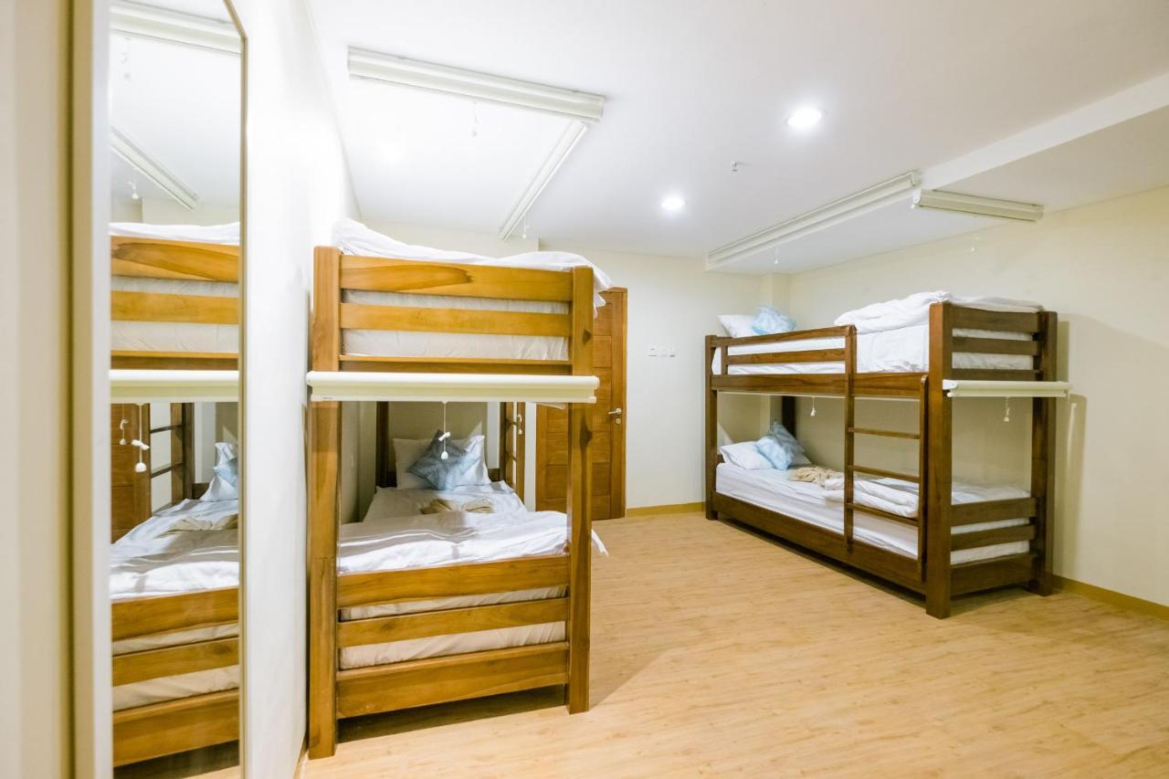 Caroline Hostel ชังกู ภายนอก รูปภาพ