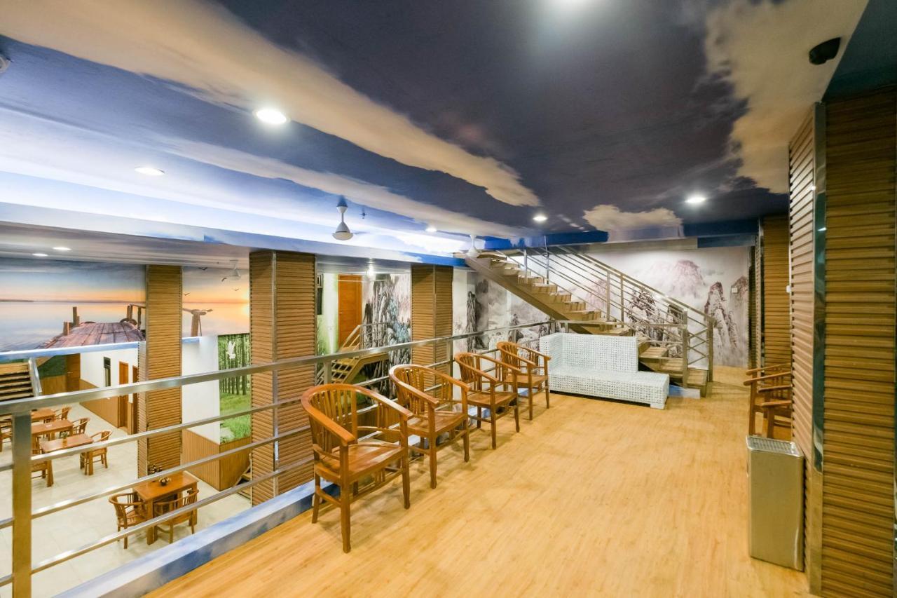 Caroline Hostel ชังกู ภายนอก รูปภาพ